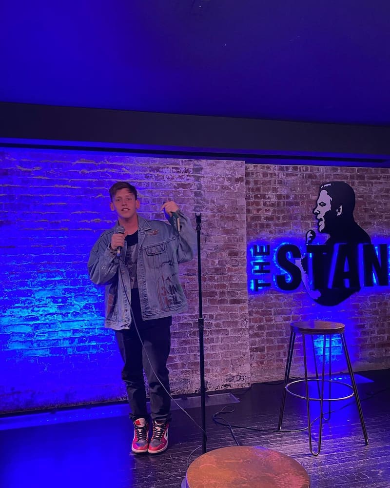 El hijo de Iván Valenzuela, Lucas Valenzuela, se presentó en un reconocido stand y restorán de Nueva York.