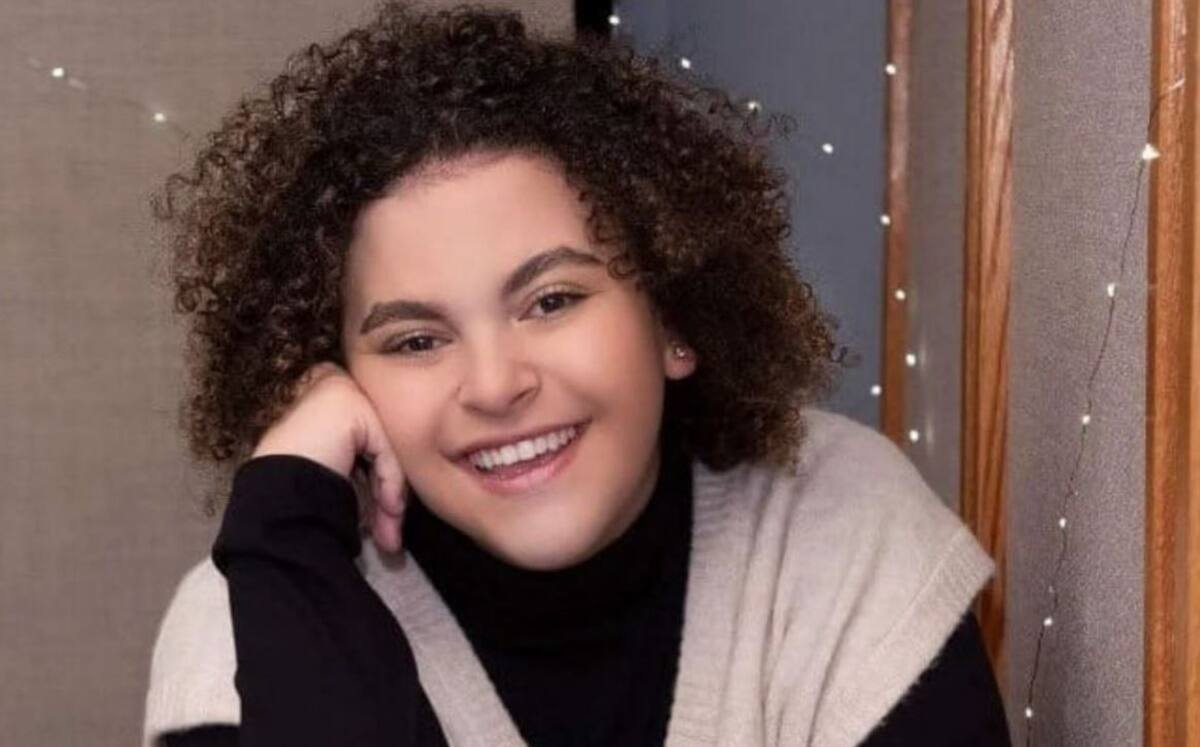 Lucero Mijares le dice adiós al yeso Créditos: Instagram: @lucero_diva