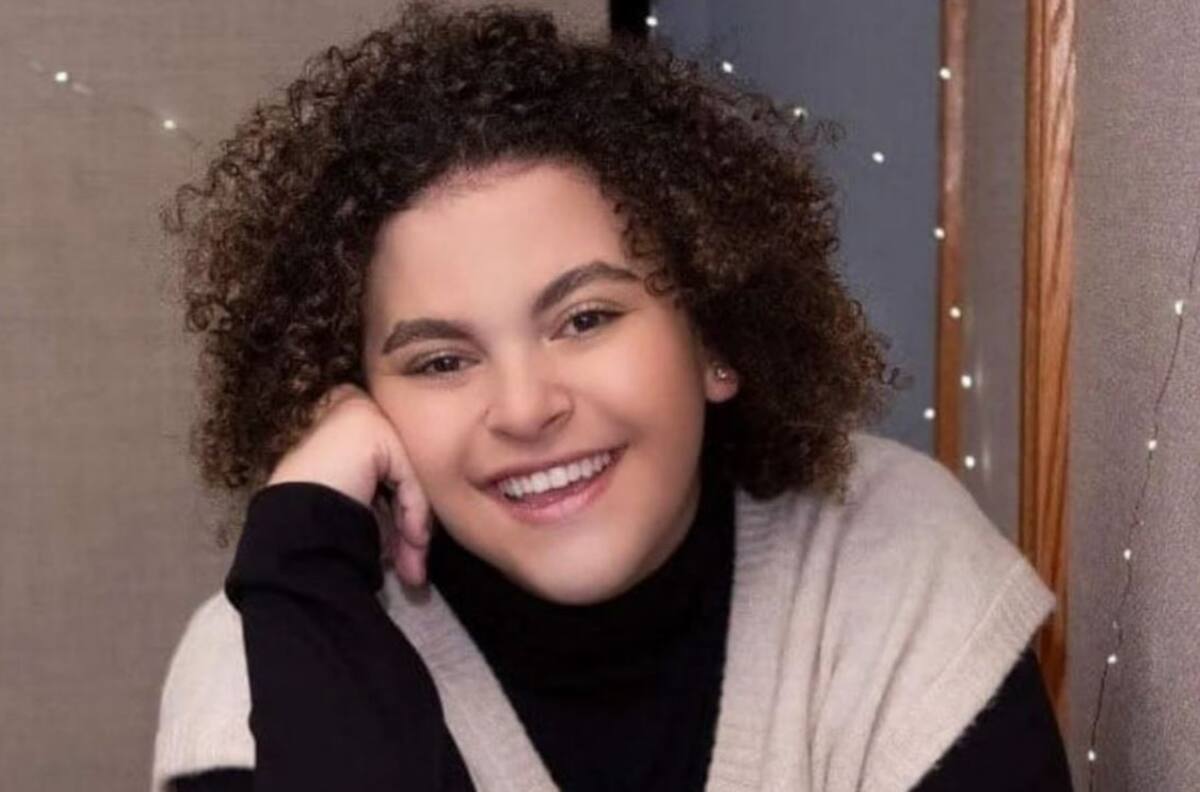 Lucero Mijares, hija de Lucero y Manuel Mijares, dice adiós al yeso que utilizó por varias semanas