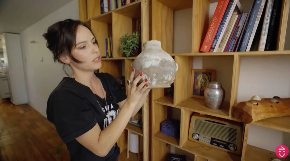 Esta es la pieza de alferería que la actriz guarda como tesoro.