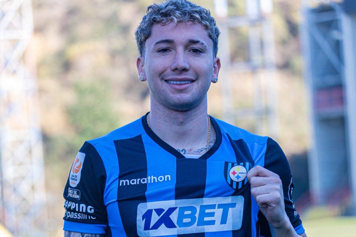 entregó sus primeras palabras como jugador de Huachipato. Foto: @Huachipato