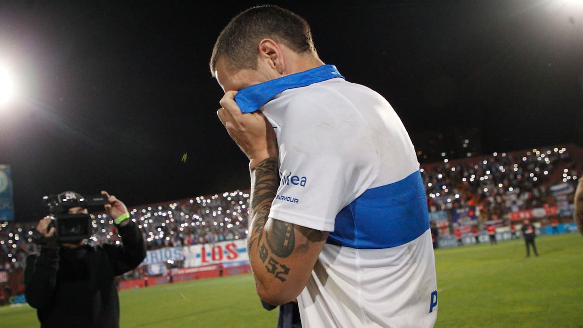 Tetracampeón con la UC se retira del fútbol: “Estoy vacío, no tengo nada más para dar”