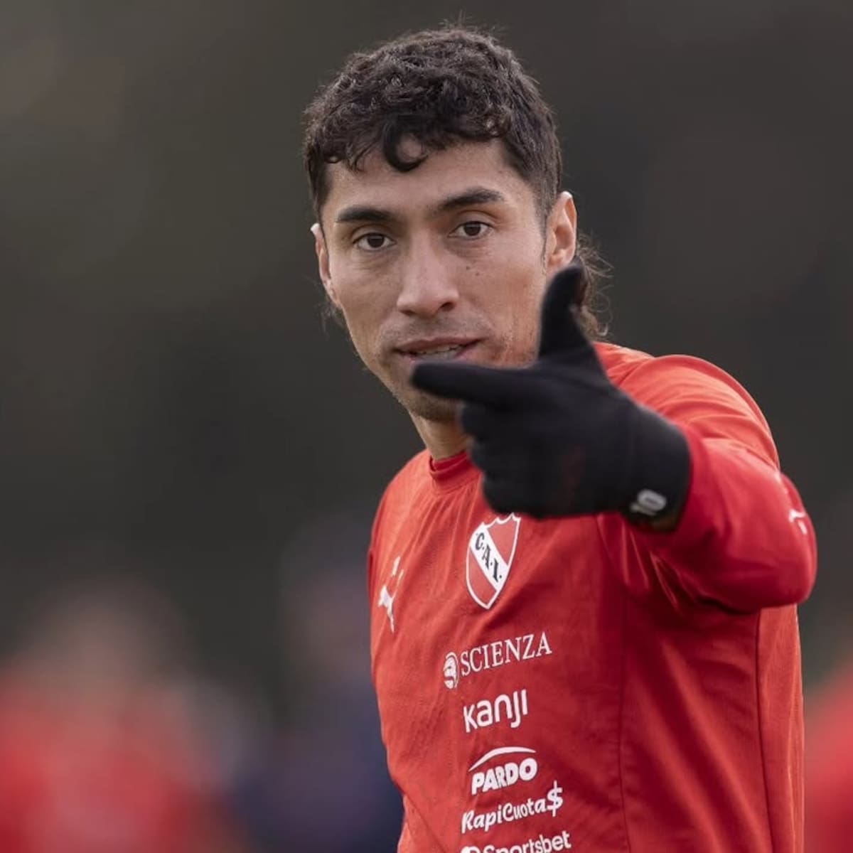 Gracias a Gustavo Quinteros: hay luz verde en Independiente para hablar con Colo-Colo por Luciano Cabral