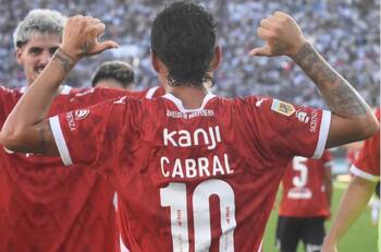 “Le dije que se vaya al fútbol de Chile”: campeón con Colo Colo fue clave en el renacer de Luciano Cabral