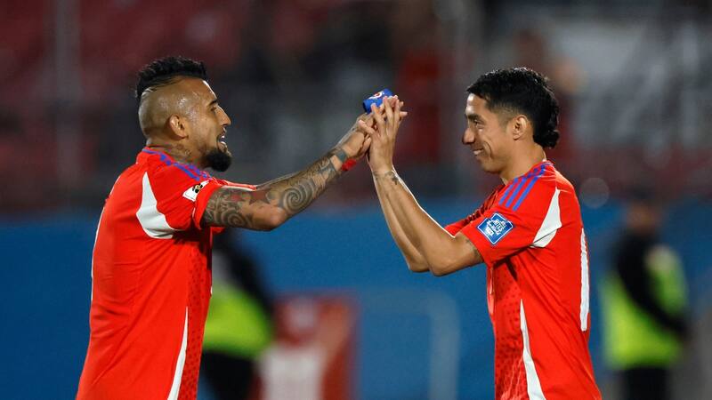 Luciano Cabral más lejos que cerca de Colo Colo: no convence a Jorge Almirón