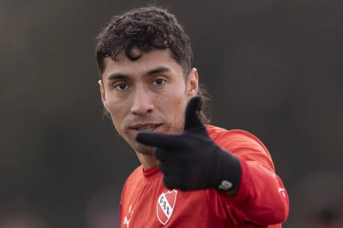 El volante entrenando en Independiente.