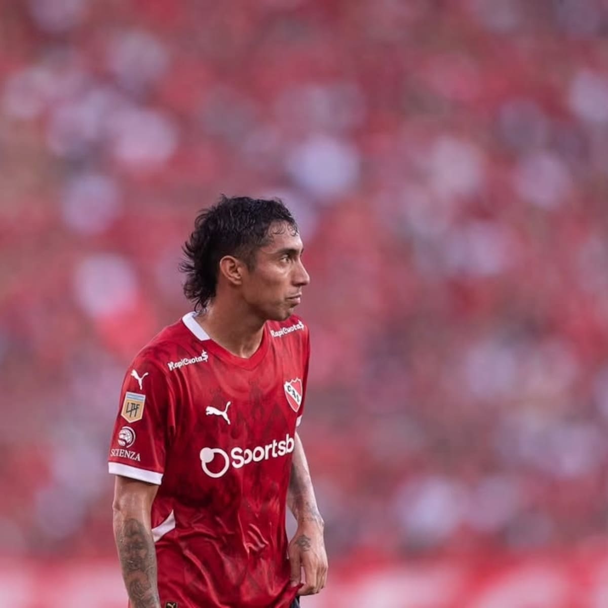 No jugó ni un minuto: la humillación de Luciano Cabral en Argentina que lo empuja directo a Colo-Colo
