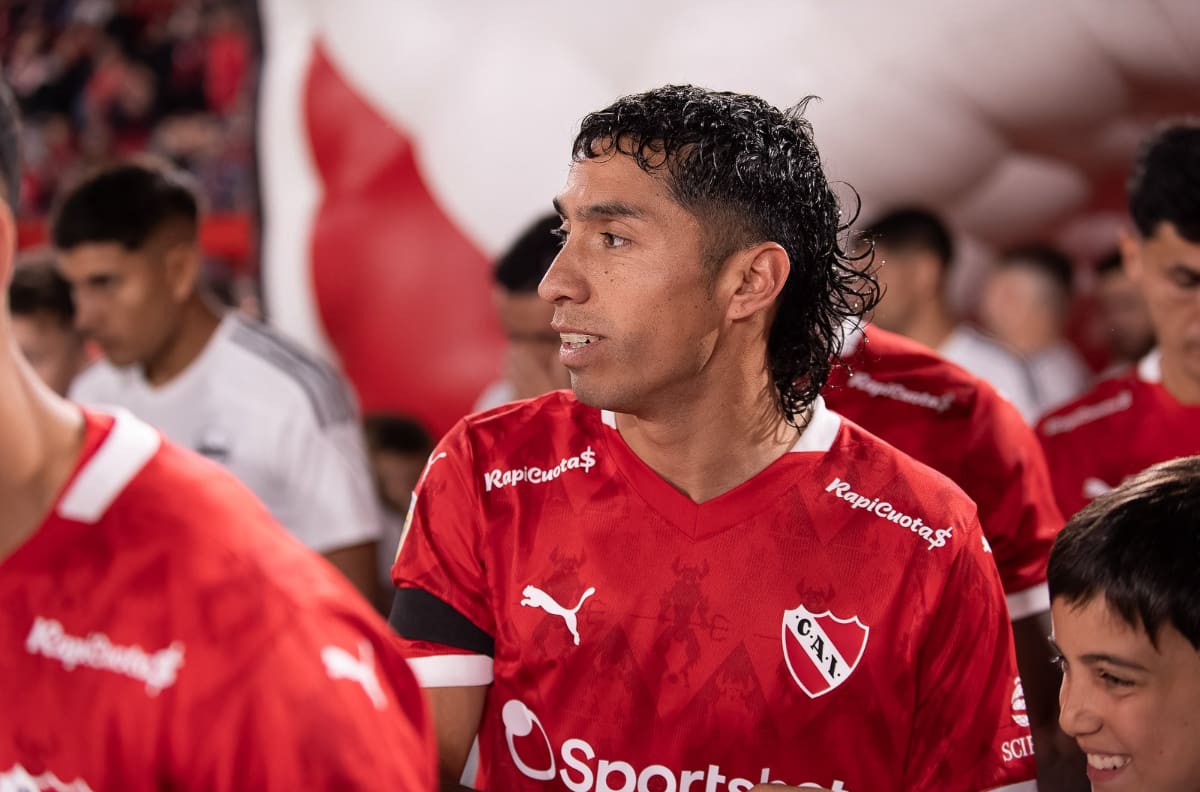 Están atentos a su situación: Luciano Cabral es uno de los nombres que asoma en Colo-Colo para el mercado de fichajes