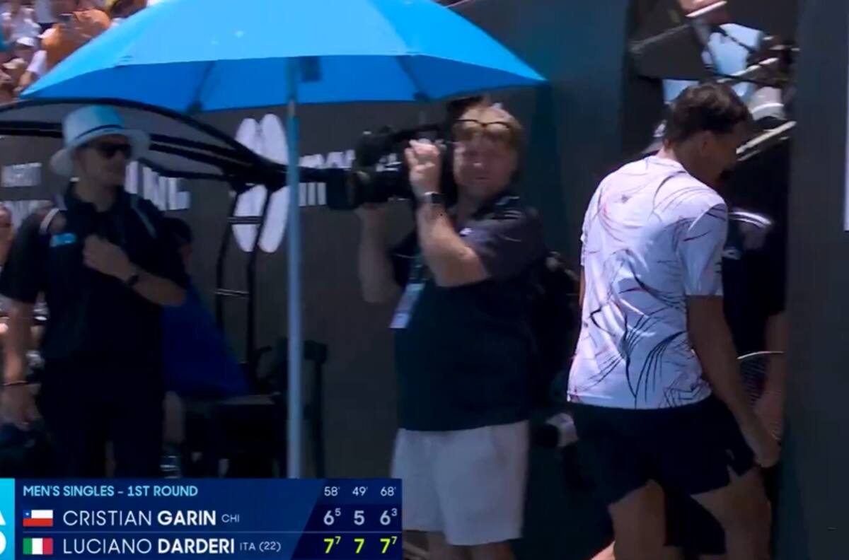VIDEO | Increíble: eliminó a Garin del Australian Open... ¡y se fue corriendo al baño!