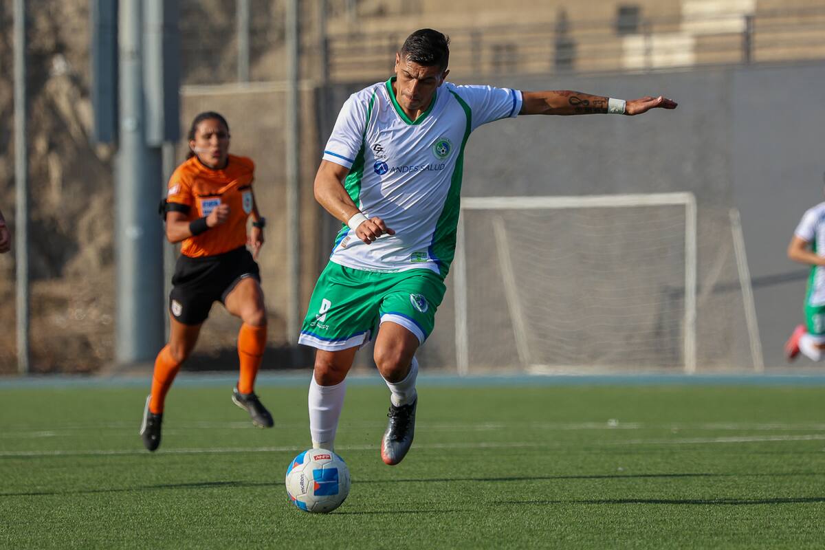 Deportes Puerto Montt vs Real San Joaquín. Foto: Felipe Escobedo.