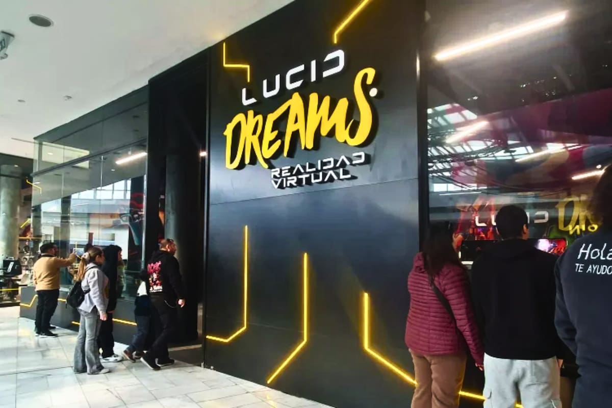 Tiene locales en grandes centros comerciales ofreciendo una gran actividad mientras se hacen las compras. Foto: Lucid Dreams.