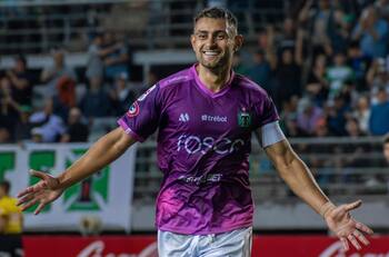 ¿De lo mejor de Primera B? El jugador que la rompe en Deportes Temuco tras la salida de Mario Salas