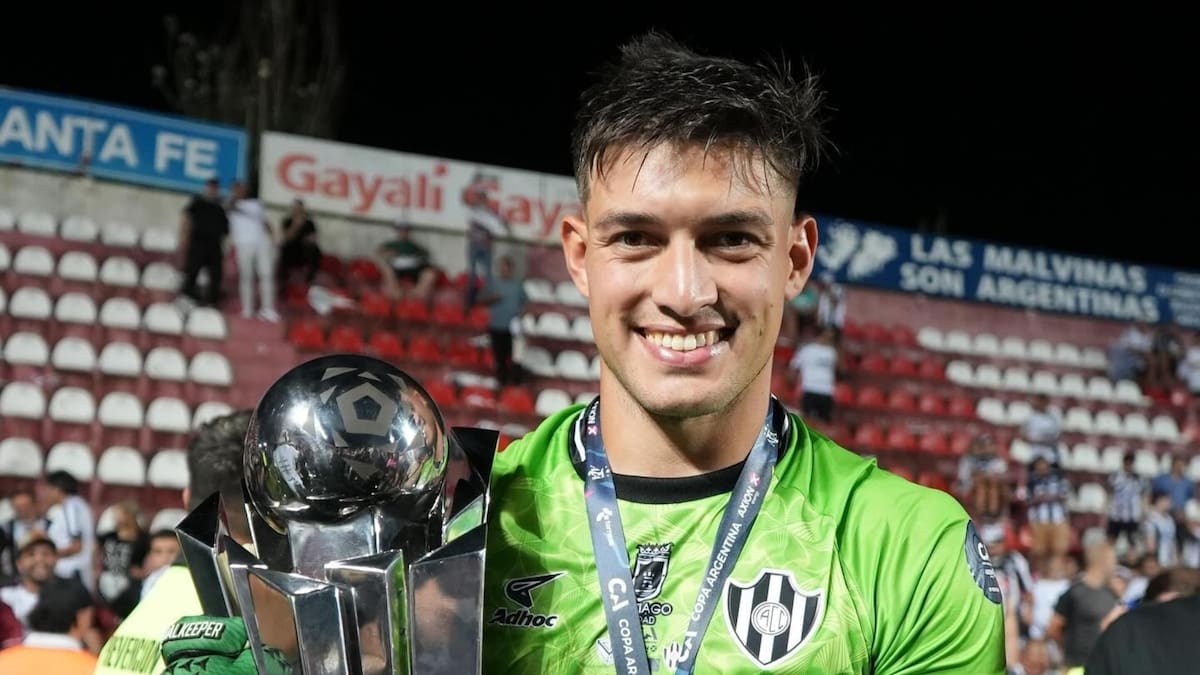 ¿Es mejor que Gabriel Maureira? Los números del nuevo objetivo de Colo-Colo que generan dudas