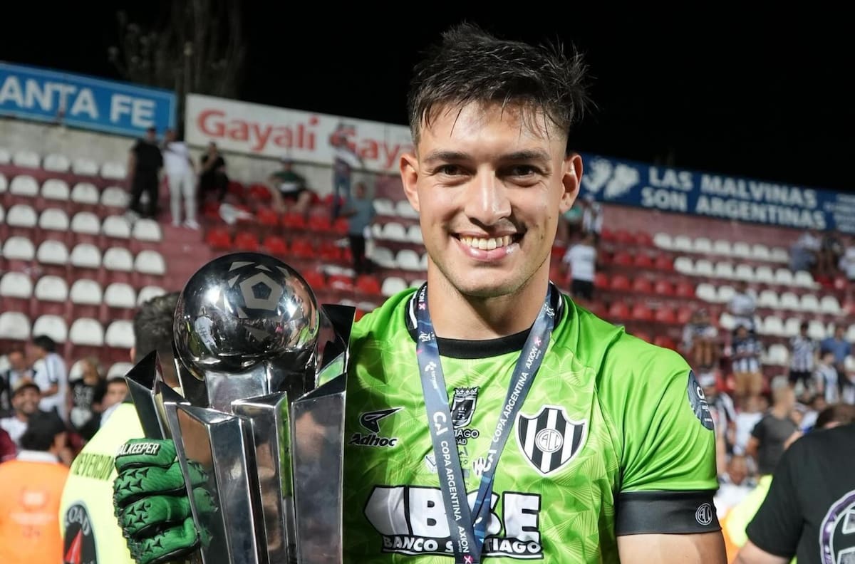 ¿Es mejor que Gabriel Maureira? Los números del nuevo objetivo de Colo-Colo que generan dudas