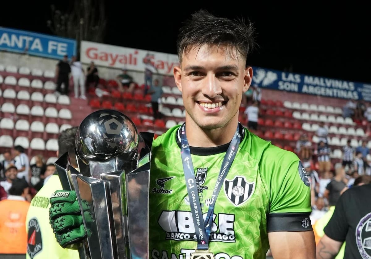 Comenzó a sonar en Colo-Colo. Foto: @luisingolotti.