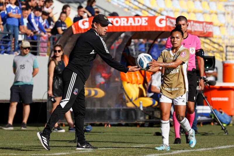 El ídolo de Colo Colo llegará a la banca de La Roja, que está vacante desde la salida de José Letelier, en febrero pasado.