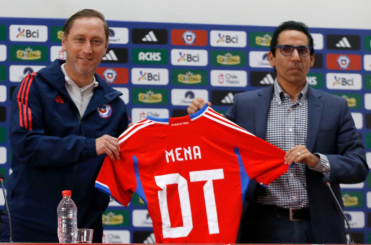 ¿Luis Mena DT de la Roja masculina? Los números y rendimiento del ex Colo Colo como técnico