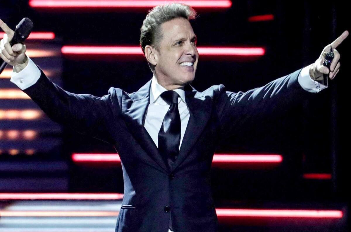 “Qué honor”: Exchico “Rojo” abrirá los conciertos de Luis Miguel en el Estadio Nacional