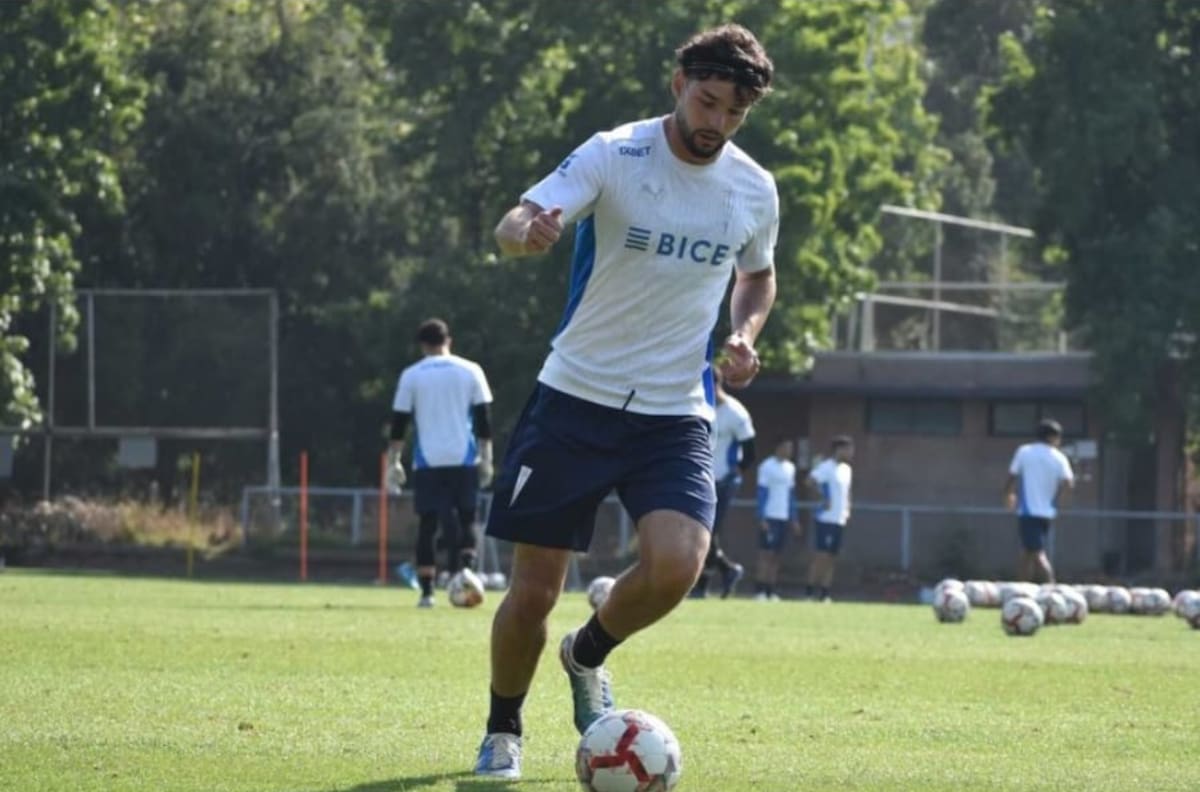 Jugador de la UC se despide del club vía redes sociales: “Eternamente agradecido”