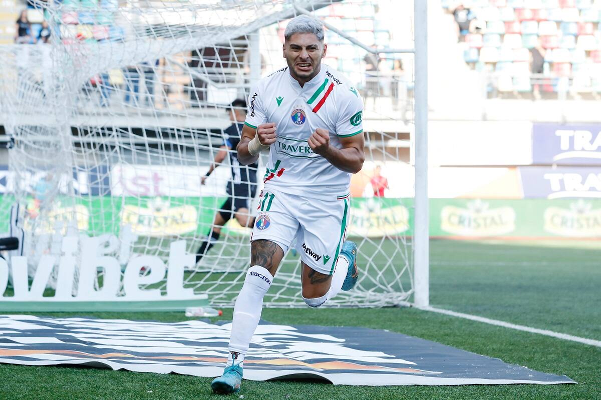 El delantero paraguayo dejó Audax Italiano para jugar en Cerro Porteño