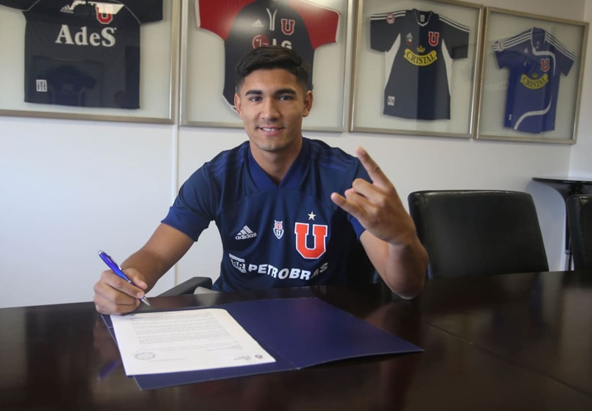 El delantero debutó con 17 años en la U