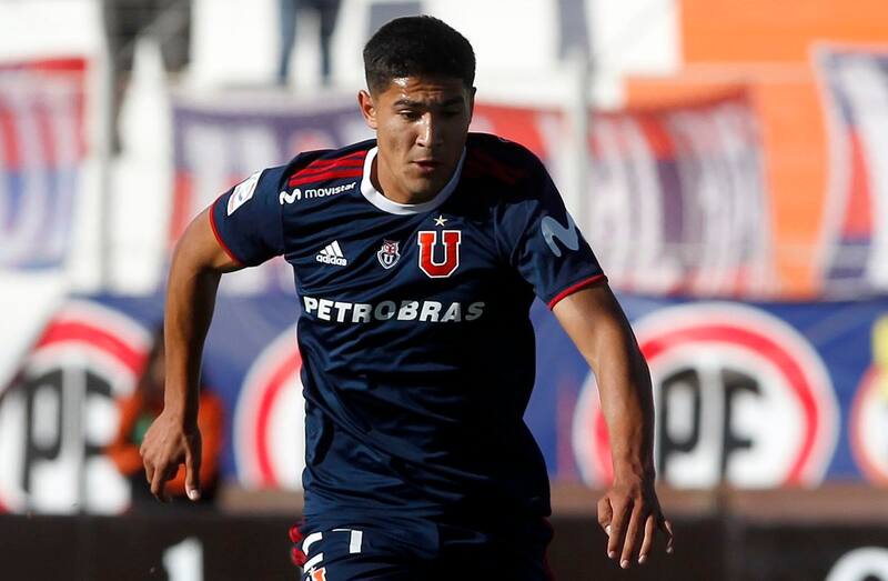 defendiendo a la Universidad de Chile.