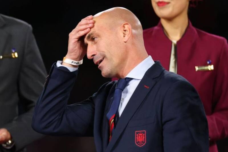 Luis Rubiales actuó como mediador en el plan elaborado por Piqué y Messi.