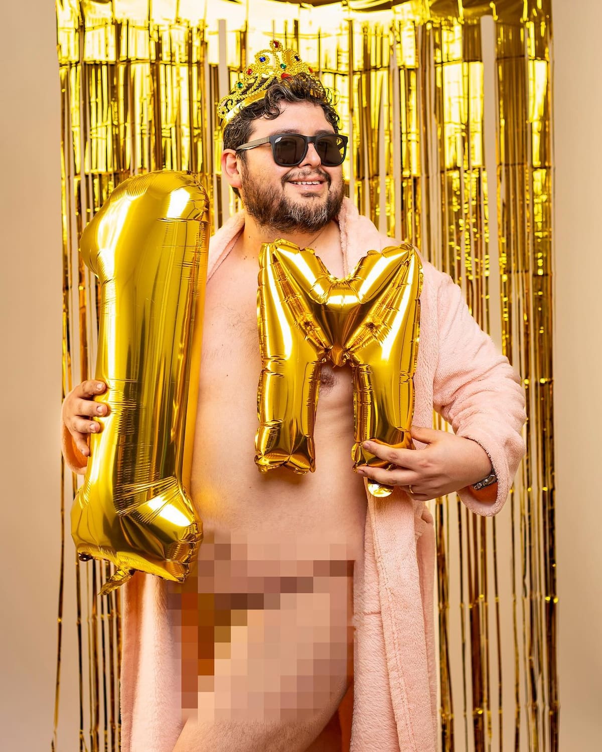 El comediante sorprendió con un "destape total".