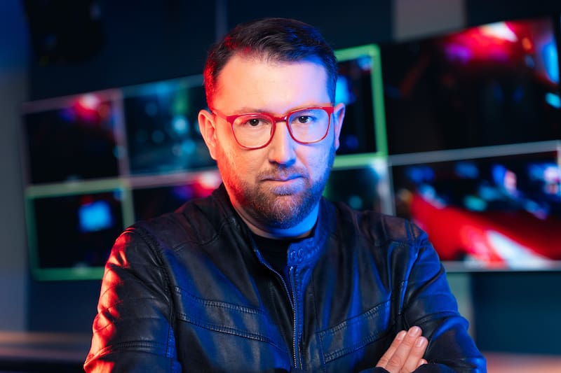 será el conductor de Atrapados 133.