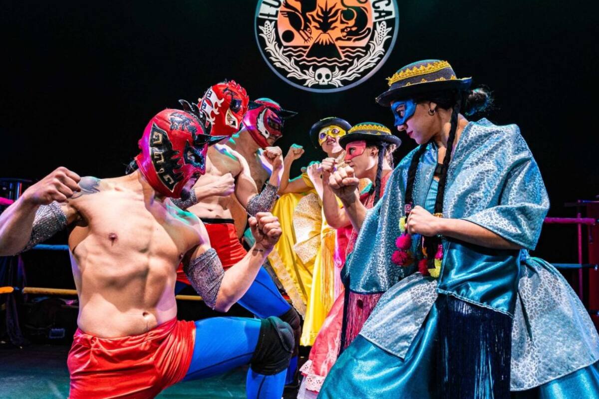 Una obra final que combina teatro, circo y música en una celebración de memoria, movimiento y encuentro colectivo.
Foto: Independencial.cl