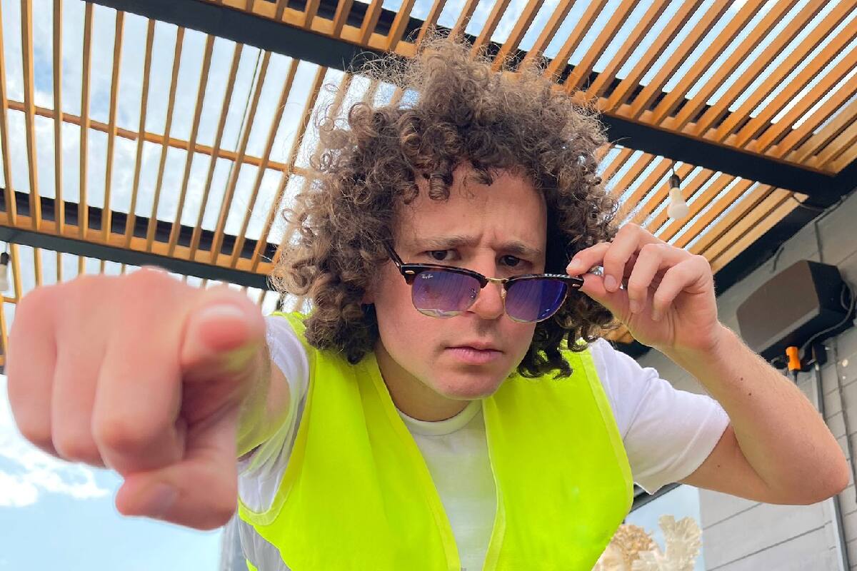 El influencer compartió todo en sus redes sociales.