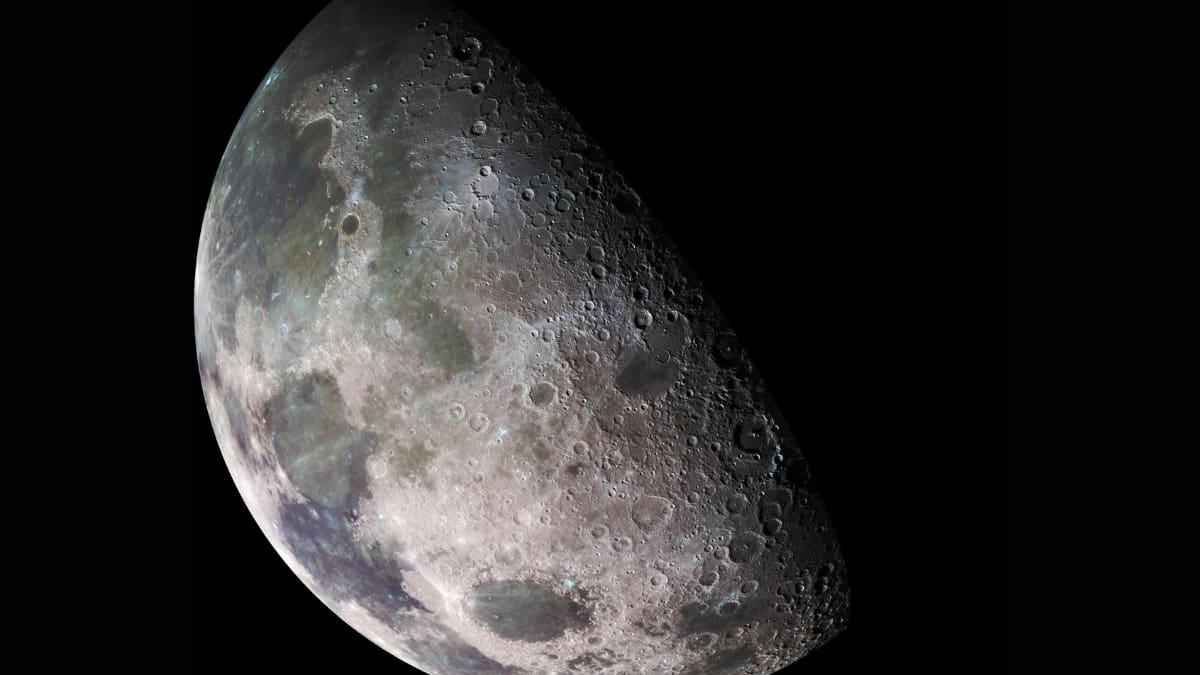 NASA revela impactante y desconocida relación entre la composición de la Luna y la gravedad de la Tierra