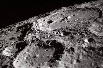 Por primera vez en la historia: Científicos confirman la existencia de túneles en la Luna