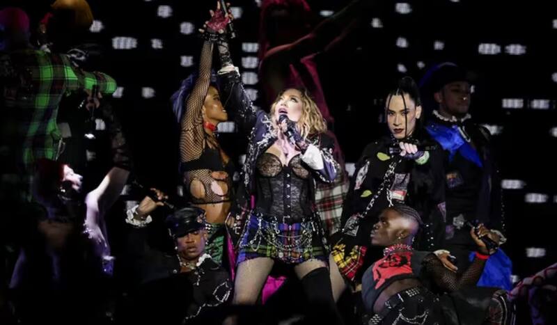 Madonna deslumbró con sus canciones más icónicas en Brasil.