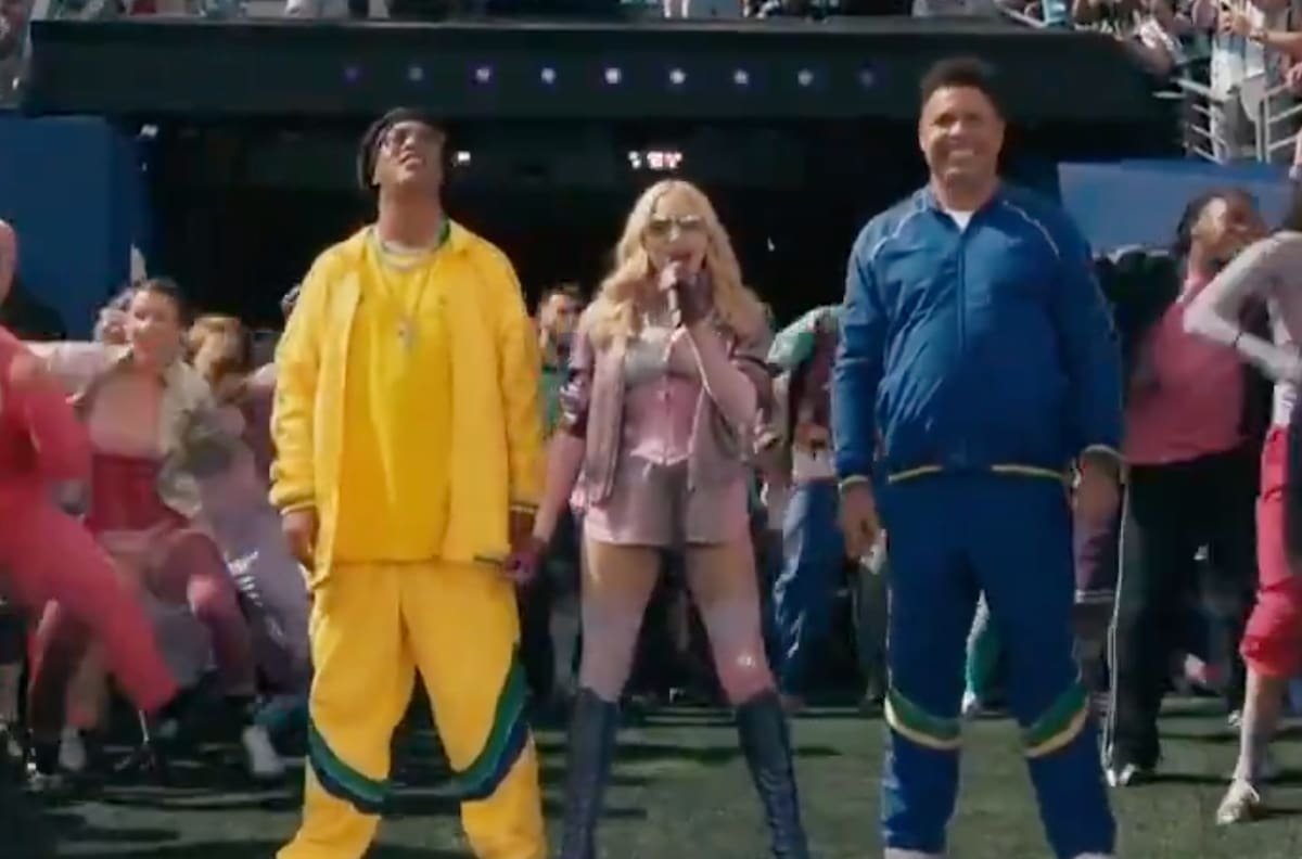 VIDEO | Madonna, Ronaldinho y Ronaldo abrieron el show de medio tiempo en la final del Mundial