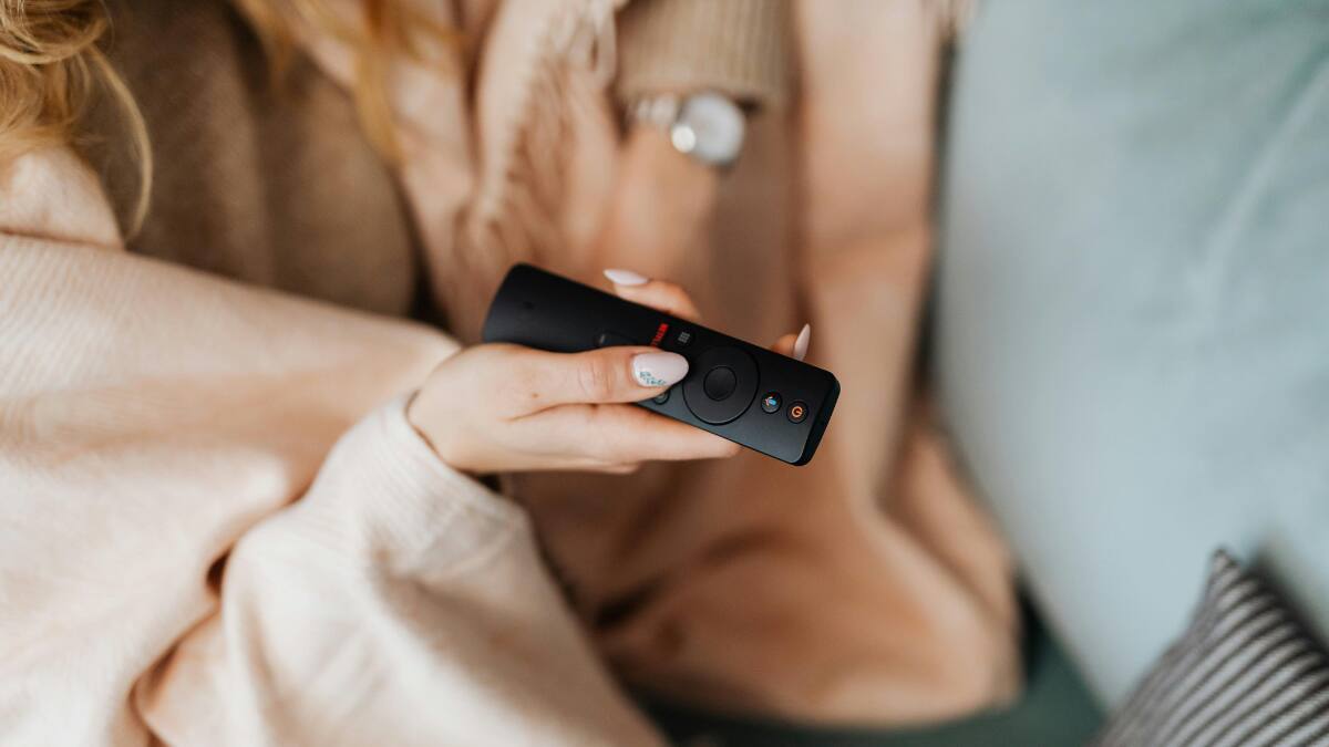 Más de la mitad de las madres chilenas prefieren ver series en esta plataforma de streaming, según estudio