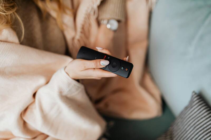 consumen cada vez más plataformas de streaming. Créditos: Pexels, Kaboompics.