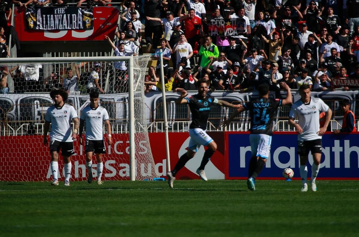 Magallanes se impuso 3-0 a Colo Colo en la ida de la final regional de la Copa Chile.