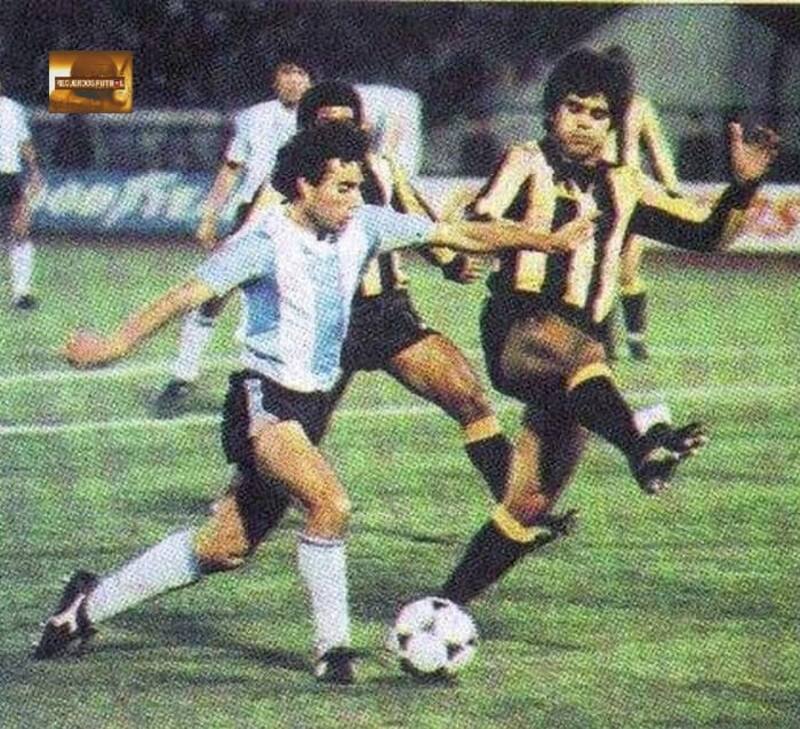 Magallanes vs Peñarol en Copa Libertadores 1985. Crédito: Recuerdos del Fútbol Chileno Fotos y Vídeos.