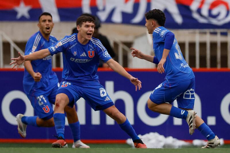 Flavio Moya marcó ante la Academia.