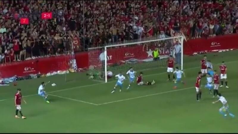 El exequipo de Manuel Pellegrini ascendió de manera heroica en España.