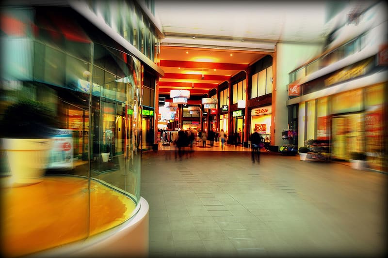 El nuevo mall tendrá 35 nuevas tiendas y un supermercado. Créditos: Pexels.