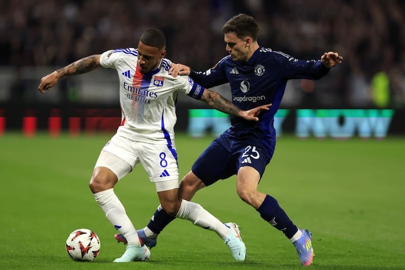 por la vuelta de los cuartos de final de la UEFA Europa League. Foto: EFE.