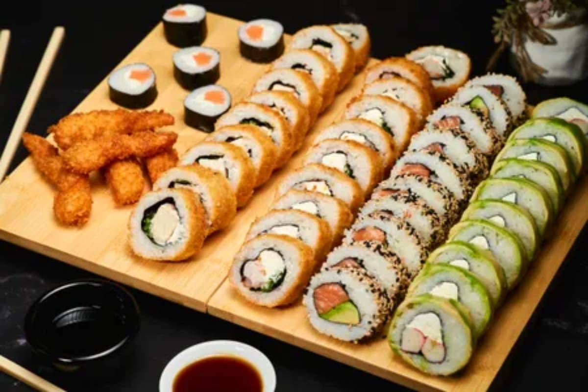 El imperdible tenedor libre de la RM que cuenta con pago Junaeb. Foto: Manhatan Sushi vía Instagram.