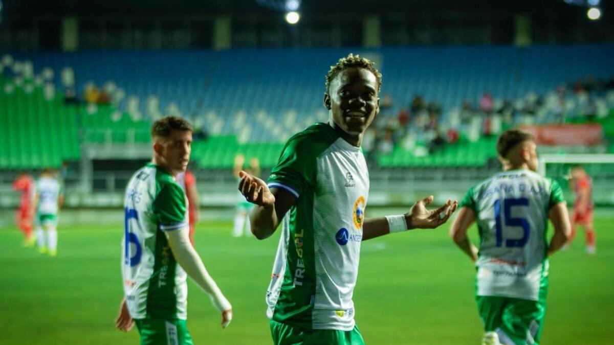 “A él le gusta”: el llamativo apodo que le pusieron a Manley Clerveaux tras su llegada a Puerto Montt