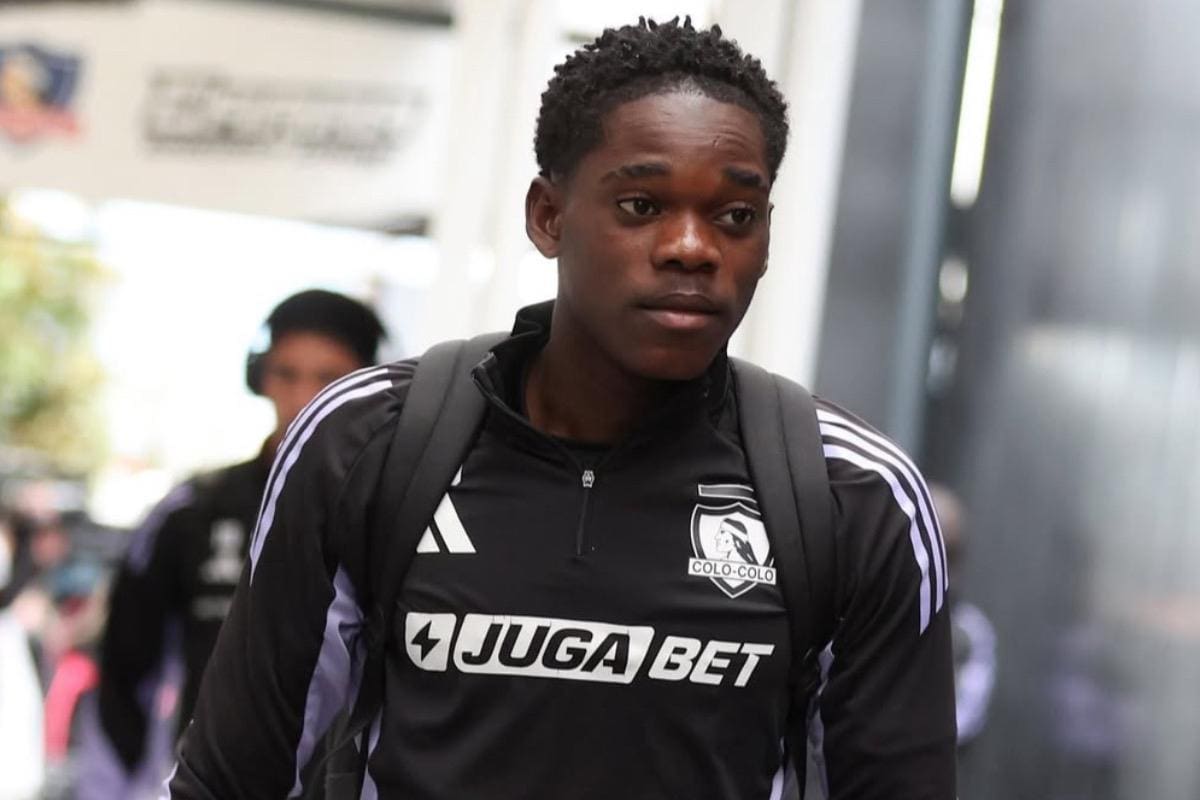 no fue considerado para el amistoso contra Deportes Puerto Montt y tampoco ante Coquimbo Unido por el Campeonato Nacional. Foto: Colo Colo Oficial.