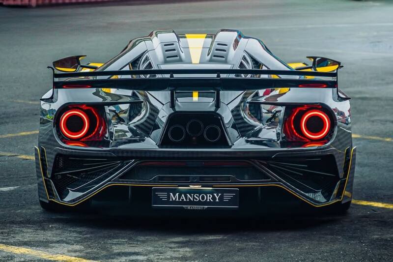 Mansory desarrolló un deportivo inspirado en Stephen Curry