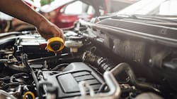 ¿Cuándo cambiar el aceite del motor del auto?: Estas son las CUATRO señales que debes tener en cuenta