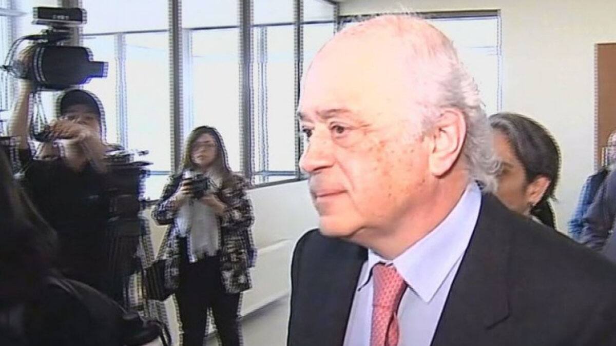 Se entregó a la justicia: Qué se sabe de Manuel Álvarez Zenteno, el oncólogo condenado por abuso sexual