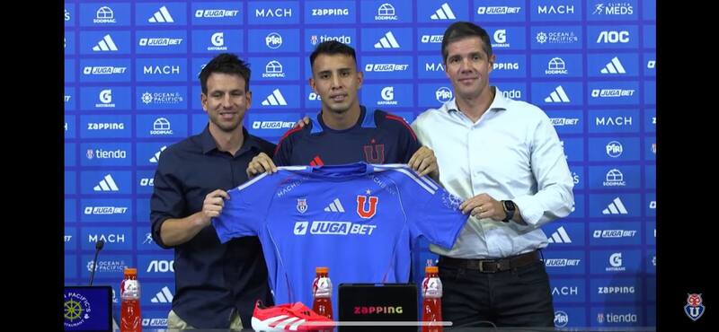 Estuvo en la conferencia de presentación de Rodrigo Contreras.